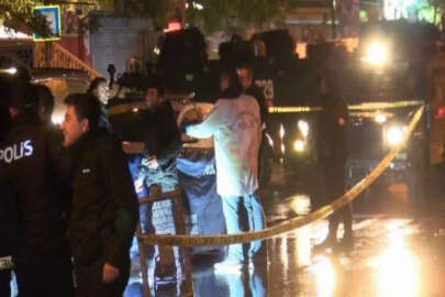 Beyoğlu’nda polis ile şüpheliler arasında çatışma: 1 ölü, 1’i polis 2 yaralı 