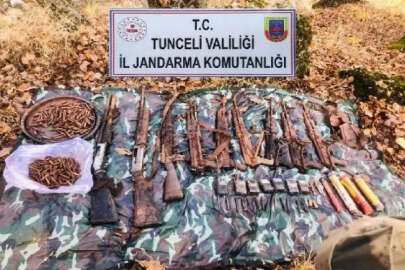 Tunceli’de, teröristlerin kullandığı sığınakta silah ve mühimmat ele geçirildi