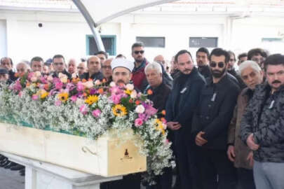 Şarkıcı Sıla’nın babası, son yolculuğuna uğurlandı