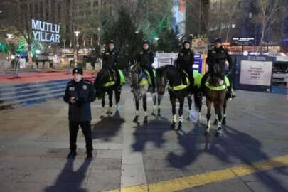 Ankara’da yılbaşı kutlamalarında ’atlı polis’ler görev yaptı