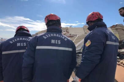 Azerbaycan, 370 kişilik ekiple deprem bölgesinde