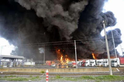 İskenderun Limanı’ndaki yangın devam ediyor/ Ek fotoğraf
