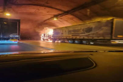 İzmir’deki Bayraklı Tüneli’nde TIR’da yangın/ Ek Fotoğraflar