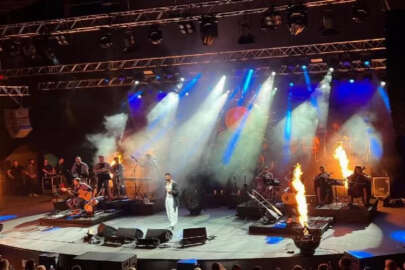 Tan Taşçı, kaza sonrası Antalya’da konser verdi