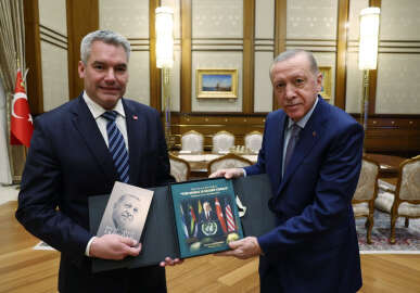 Cumhurbaşkanı Erdoğan: Amerika'nın uçak gemisinin İsrail'de ne işi var?