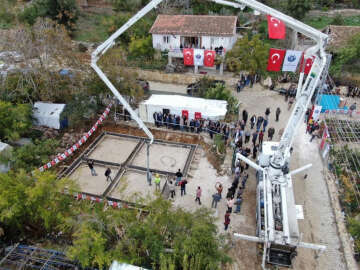 Hatay'da yerinde dönüşümün ilk temeli atıldı