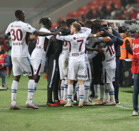 Trabzonspor'da '100'ler gülüyor