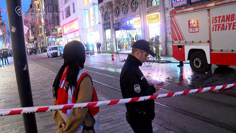 İstiklal Caddesi'nde doğal gaz kaçağı alarmı-1