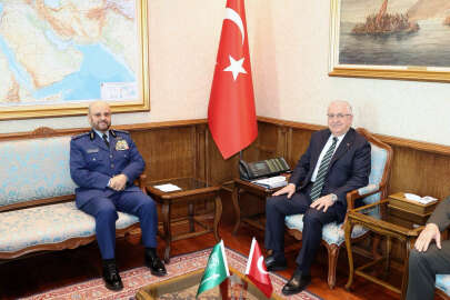 Bakan Güler, Suudi Arabistan Genelkurmay Başkanı ile görüştü