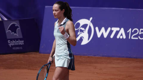 Milli tenisçi Zeynep Sönmez, Antalya’da çeyrek finalde