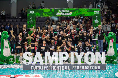 Hentbol Erkekler Türkiye Kupası'nda şampiyon Beşiktaş