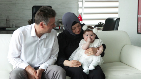 26 yıl sonra anne olan Emine Arslan, ilk anneler gününü kutlayacak