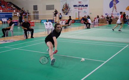 Badminton Süper Ligi ve 1’inci Lig Kayseri etabı devam ediyor