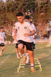 Altay'da Ferhat'tan profesyonel imza