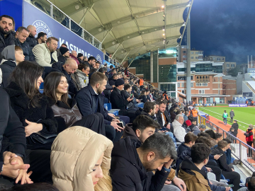 Premier Lig devleri Berke Özer'i izlemeye geldi