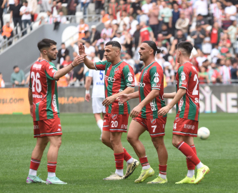 Karşıyaka'da 10 futbolcu ihtar çekti