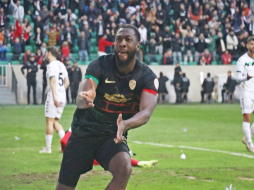 Amed Sportif Faaliyetler’de Charly Keita ile yollar ayrıldı