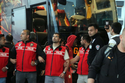 Galatasaray kafilesi, Gaziantep’te / Video eklendi