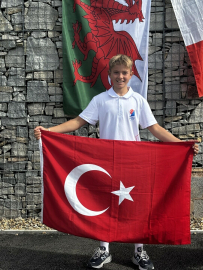 12 yaşındaki sörfçü Tuna'dan Dünya Şampiyonası'nda 2 gümüş