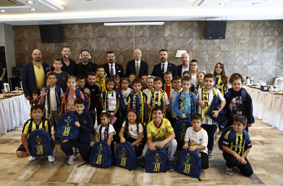 Fenerbahçe’nin ‘Her Deplasman Bir Okul’ projesi Samsun’dan başladı
