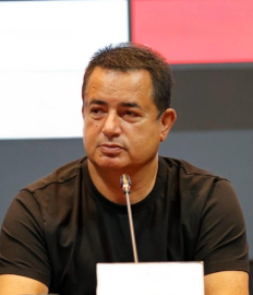 Acun Ilıcalı, Slovenya'da lig şampiyonluğu hedefliyor