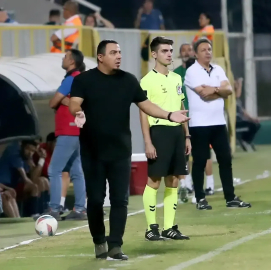 İzmir Çoruhlu FK'da Dursun gitti