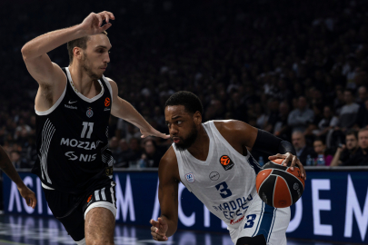 Partizan – Anadolu Efes: 93-87