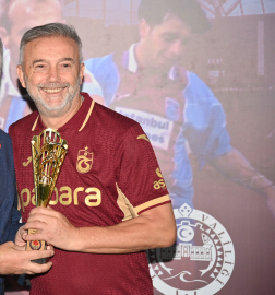 Hami Mandıralı: Şampiyonluk, isteniyorsa o tribünler dolmalı
