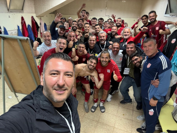 Ayvalıkgücü sol şeritte