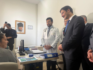 Ankara'da, Türkiye'nin ilk aile sağlığı merkezi sigara bırakma polikliniği hizmete açıldı