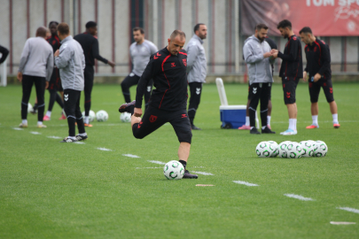 Samsunspor, Dinamo Kiev maçı hazırlıklarını tamamladı / Video eklendi