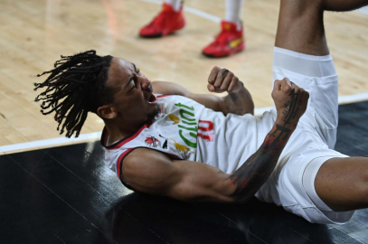 Manisa Basket nefes aldı