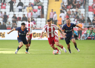 Hesap.com Antalyaspor - RAMS Başakşehir FK: 0-4
