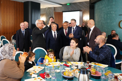 Önder Aksakal: “Demokratik Sol Parti Türkiye’nin Güvencesidir”