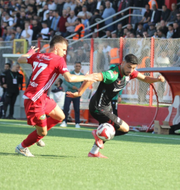 Ayvalıkgücü Belediyespor - Karşıyaka: 0-0