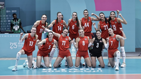 Kadın Voleybol Milli Takımı, Azerbeycan'ı 3-0 mağlup etti