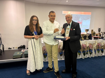 Otizmli yüzücü Tuna Tunca Türkiye’nin gururu oldu