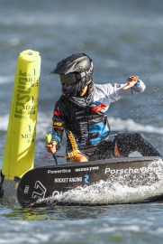 Türkiye Motosurf Milli Sporcuları, dünya arenasında zirveye yükseliyor