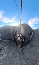 Karanlık Kanyon’da base jump atlayışı nefesleri kesti