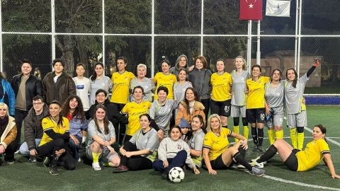 Kadın futbolunda dostluk buluşması