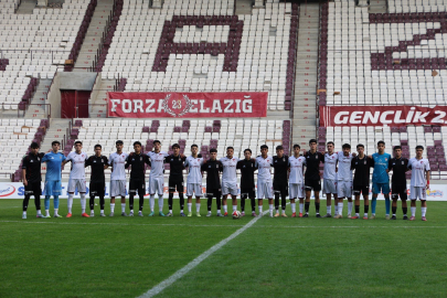 Beşiktaş ve Elazığspor U16 takımları, dostluk maçında karşılaştı