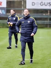 Fenerbahçe, Samsunspor maçı hazırlıklarına başladı