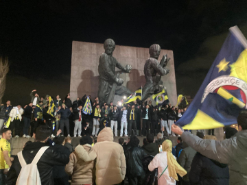 Fenerbahçe’nin Süper Kupa zaferi Ankara’da kutlandı / Video eklendi