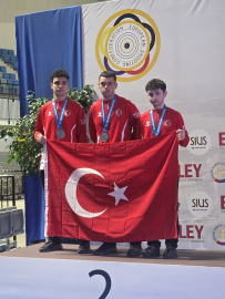 Trabzonspor sporcusu Eren Kalfa’dan Avrupa Şampiyonası’nda altın madalya