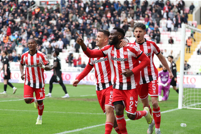 Özbelsan Sivasspor - İmaj Altyapı Vanspor FK: 3-3