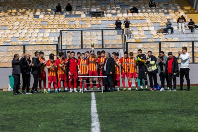 Çatalcaspor U18 Takımı, İstanbul Şampiyonası ve Türkiye Şampiyonası’nda oynamaya hak kazandı
