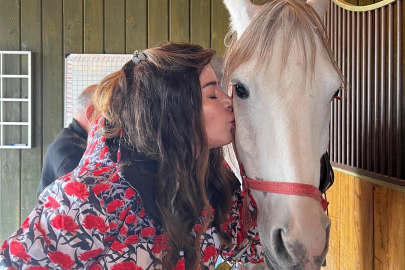 Şehir Stresine Karşı Doğadan Gelen Terapi: Atlı Terapiye İlgi Artıyor